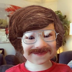 Meet your Posher, Raquel